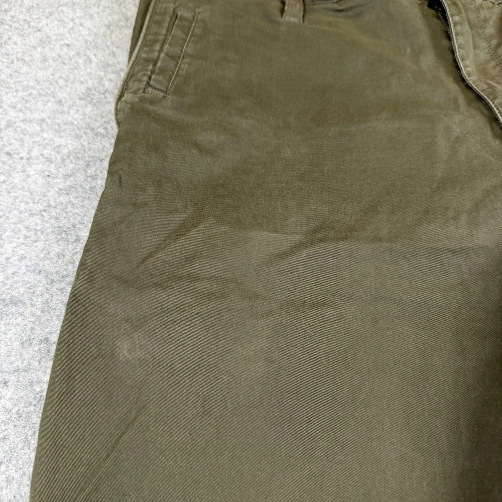 Vuori Collins Chino Pants Mens 33 V433 Olive Green Cotton Stretch Slacks Golf